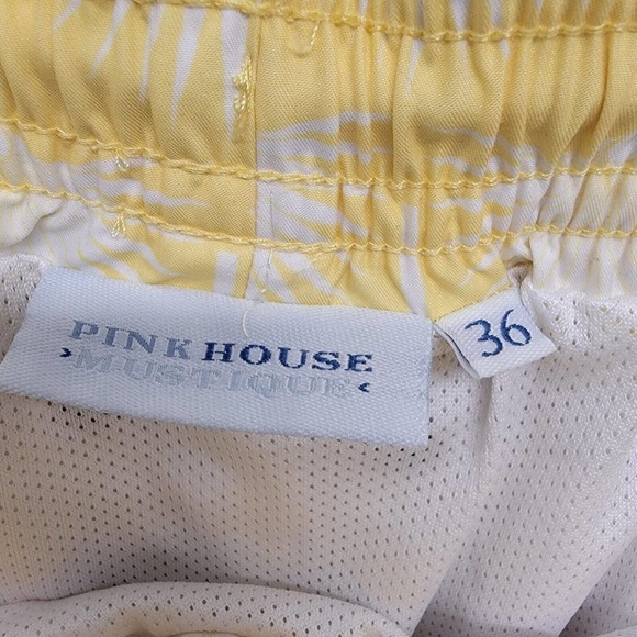 Pink House Mustique All Over Tree Print Swim Trunks Men’s size 36 Yellow White - Picture 2 of 10